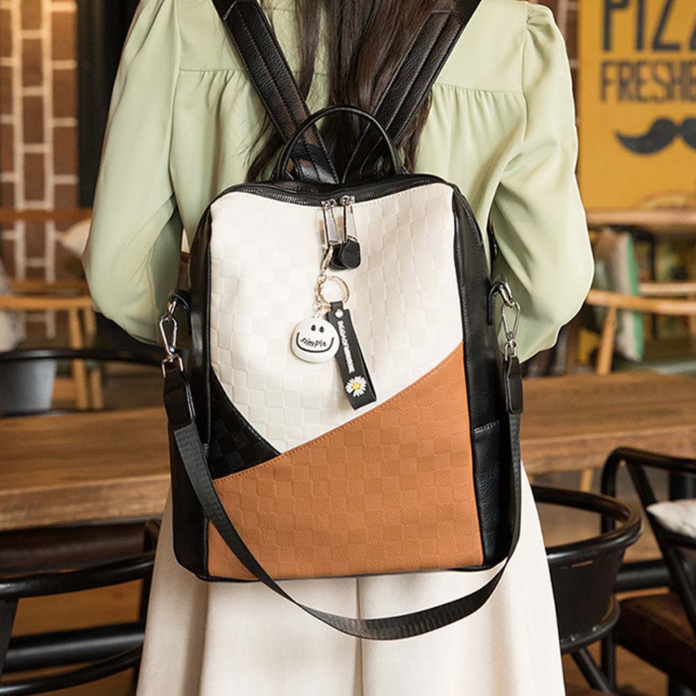 Dollcini Női Hátizsák – Vízálló Műbőr, Elegáns és Praktikus Viselet