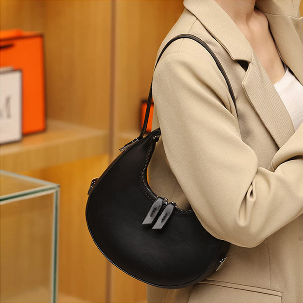 Dollcini Női Műbőr Hónaljtáska – Divatos és Elegáns, Fekete Színben