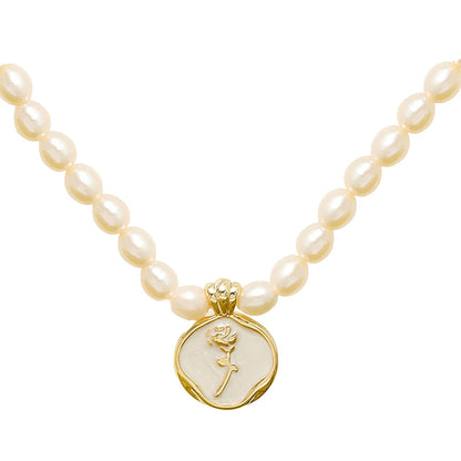 Dollcini Pearl Ékszerkészlet – Nyaklánc és Gyöngy Fülbevaló