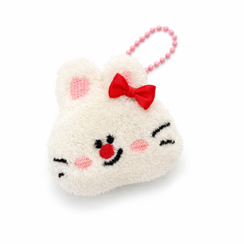 Dollcini, charm decorativ pentru geantă, cu personaj de desene animate – accesoriu drăguț (9,2 × 6 cm)