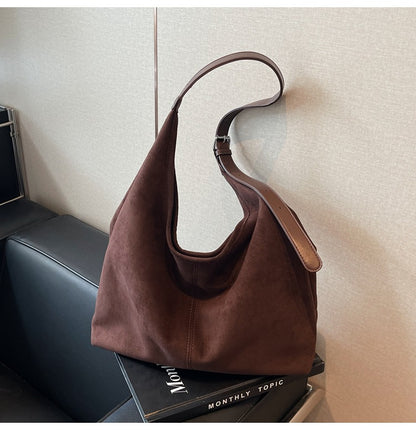 Dollcini, Geantă de umăr mare pentru femei, stil street fashion, cu portfard – piele ecologică, închidere magnetică, pentru uz zilnic