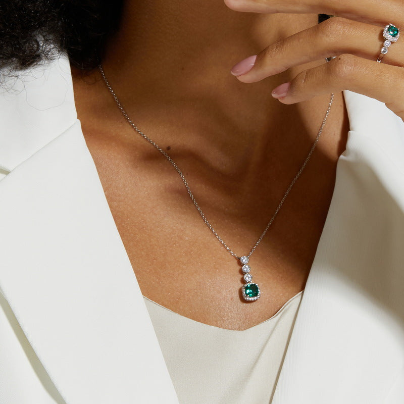 Dollcini, 925 Ezüst Zöld Köves Ékszer Kollekció – Gyűrű, Nyaklánc, Fülbevaló vagy 3 Részes Szett