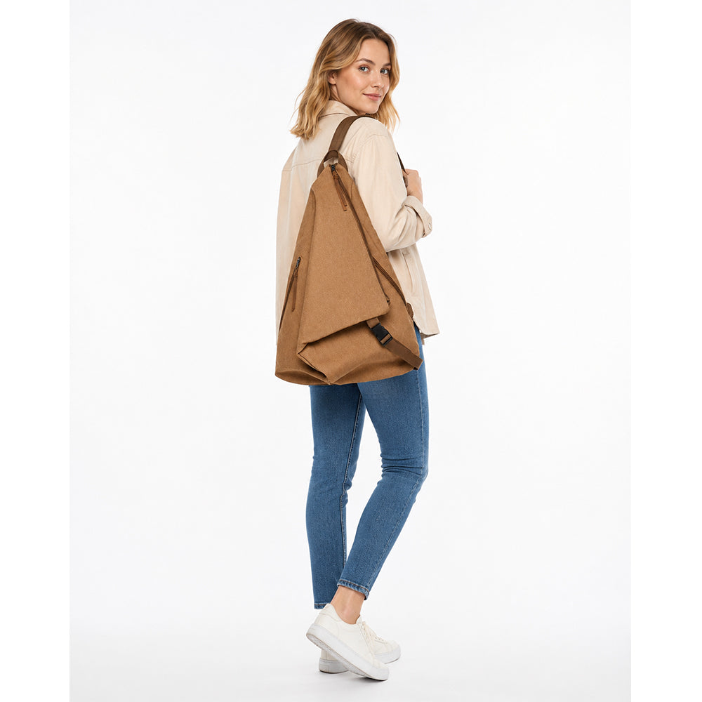 Geantă de umăr unisex Dollcini – Fabricată din material textil ușor și durabil, potrivită pentru uz zilnic, atât pentru bărbați, cât și pentru femei.