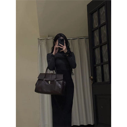 Elegantna črna ženska tote torba Dollcini – umetno usnje, zavihek, za vsakodnevno uporabo